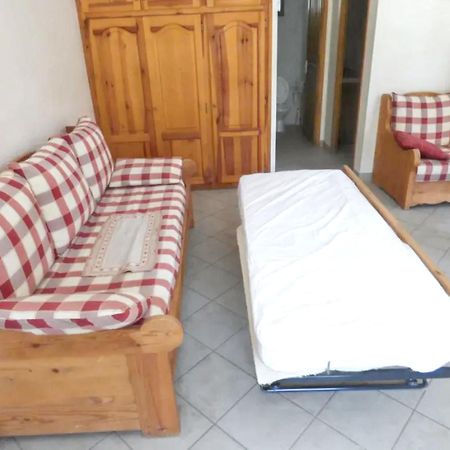 Appartement Paisible A Saint-Crepin Avec Vue Sur La Montagne ภายนอก รูปภาพ